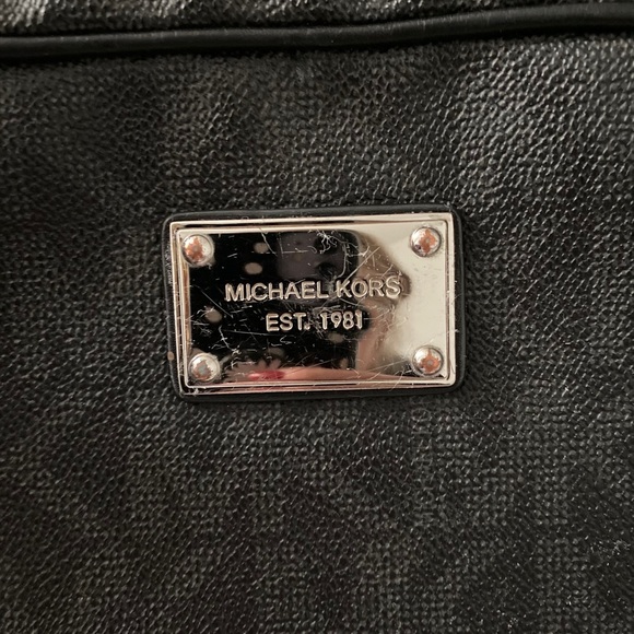 Michael Kors cross body - Picture 3 of 3